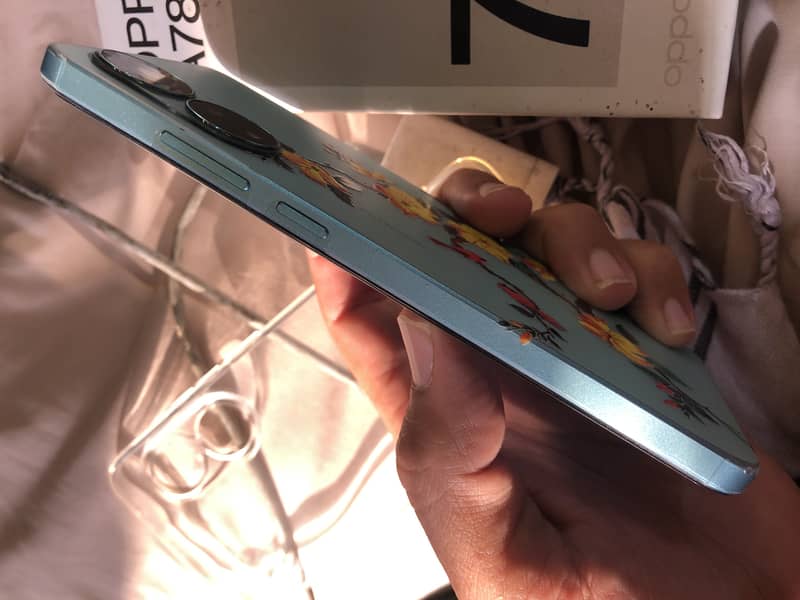 OPPO A78 9