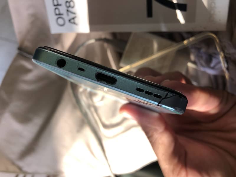 OPPO A78 10