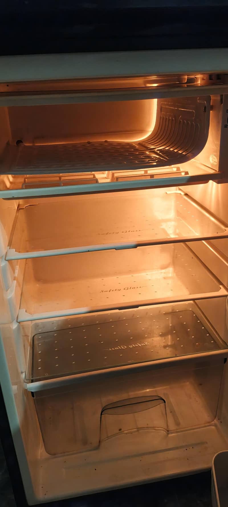 mini fridge 0