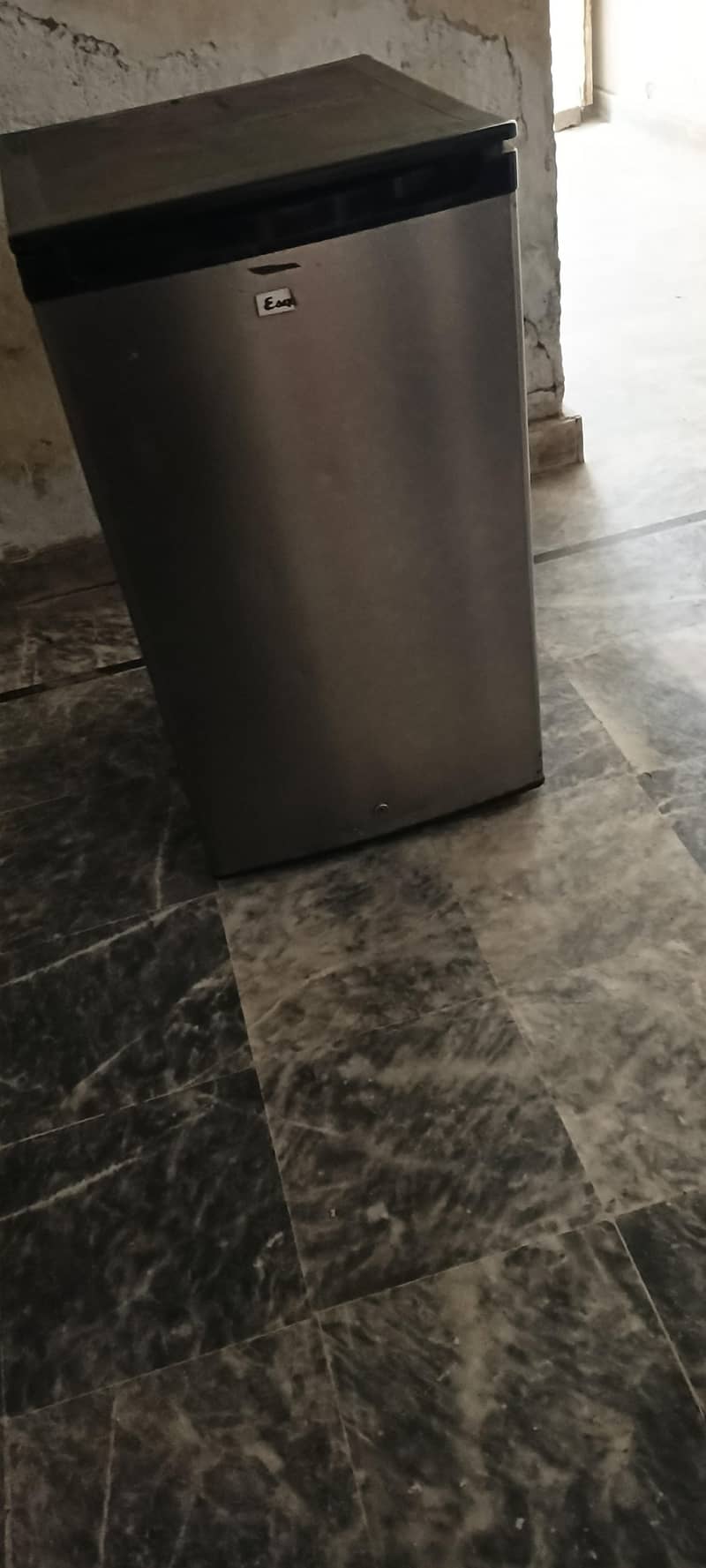 mini fridge 4