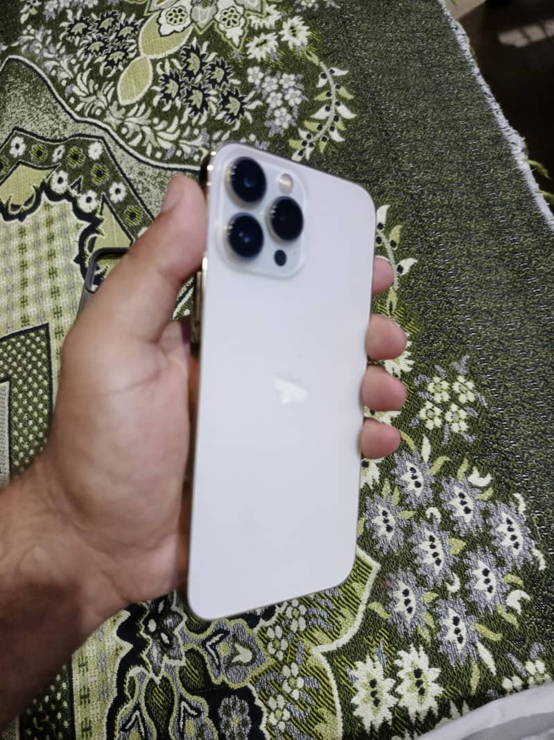 Iphone 13 pro max jv 0