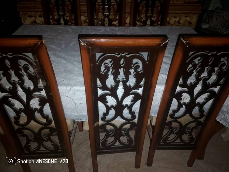 Crown Dining table set 4