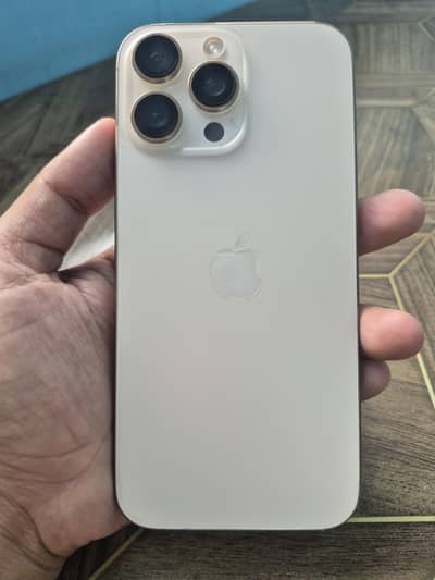Apple iPhone 16 Pro Max