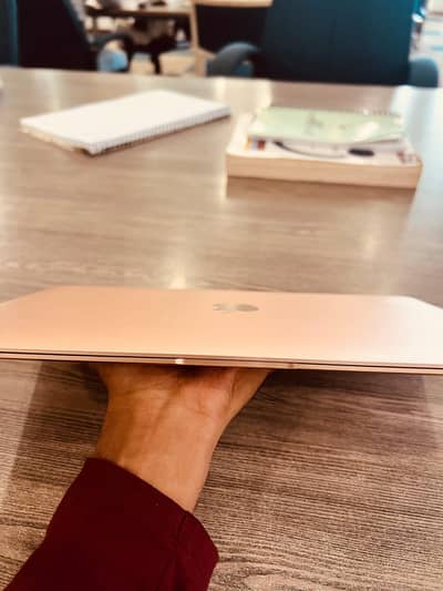 MacBook Air 2020 Retina 13.3" | 8GB RAM | 256GB SSD | Gold