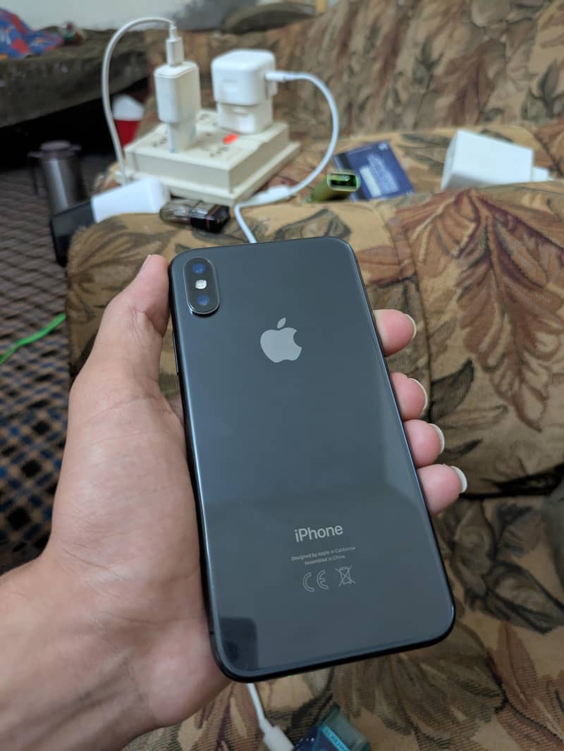 Apple iPhone X 6