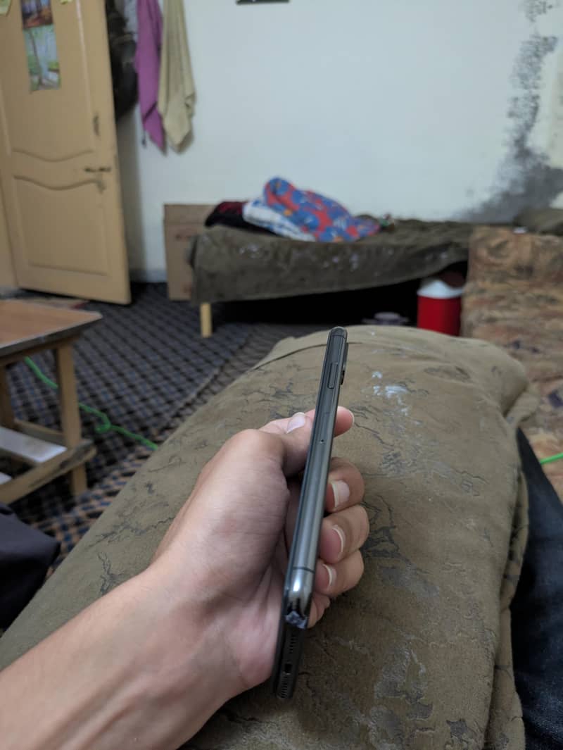 Apple iPhone X 7