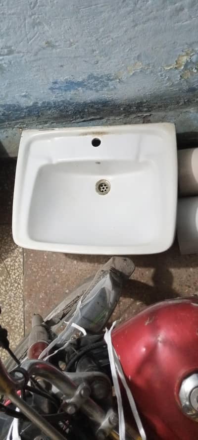 Washroom baisan 2nd hand