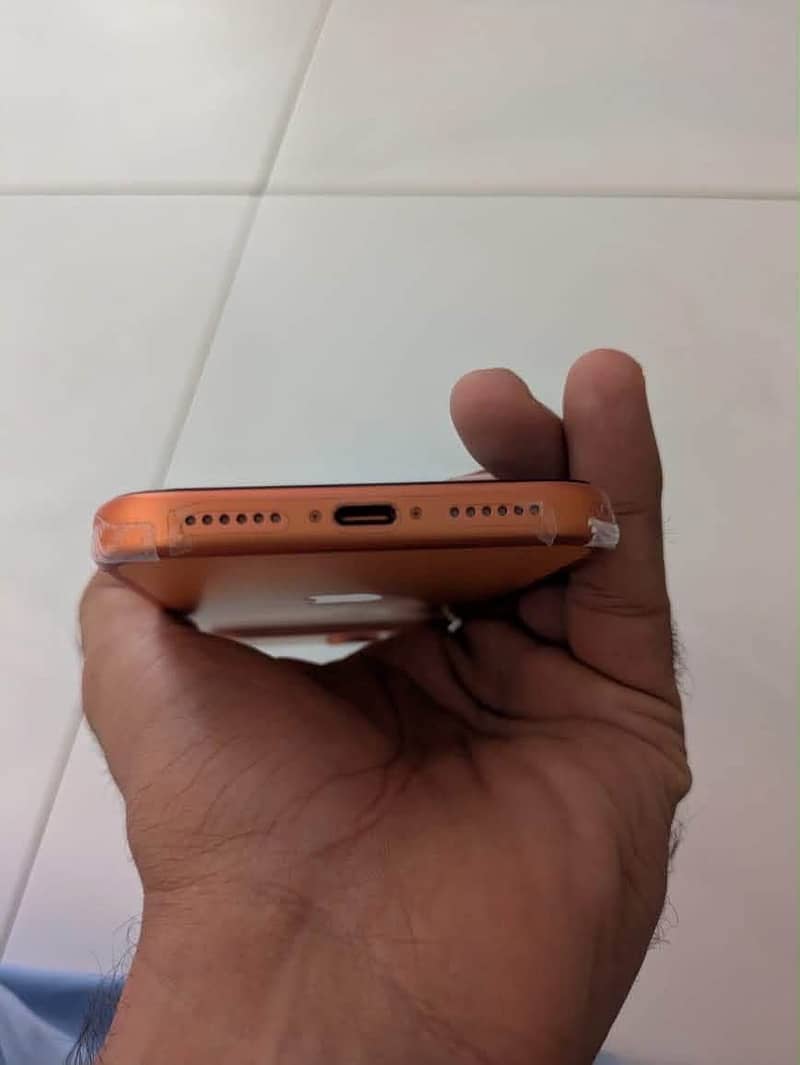 Apple iPhone 17 Pro Max 3