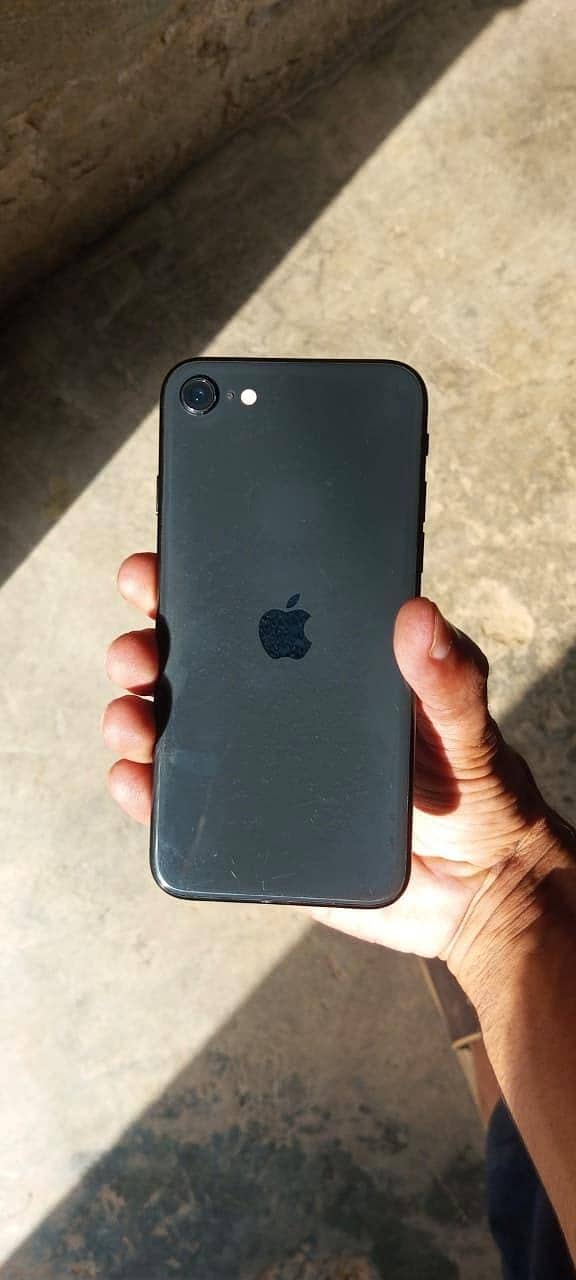 Apple iPhone SE 0