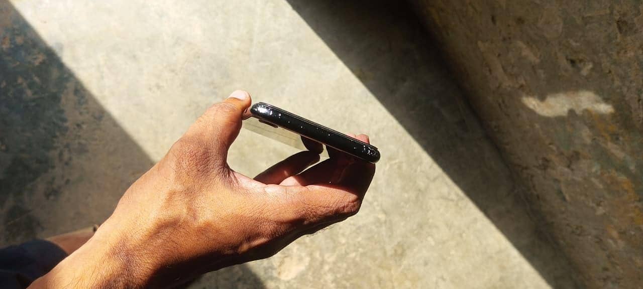 Apple iPhone SE 4