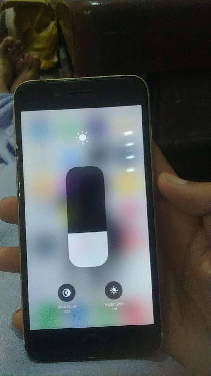 Apple iPhone 7 Plus 1