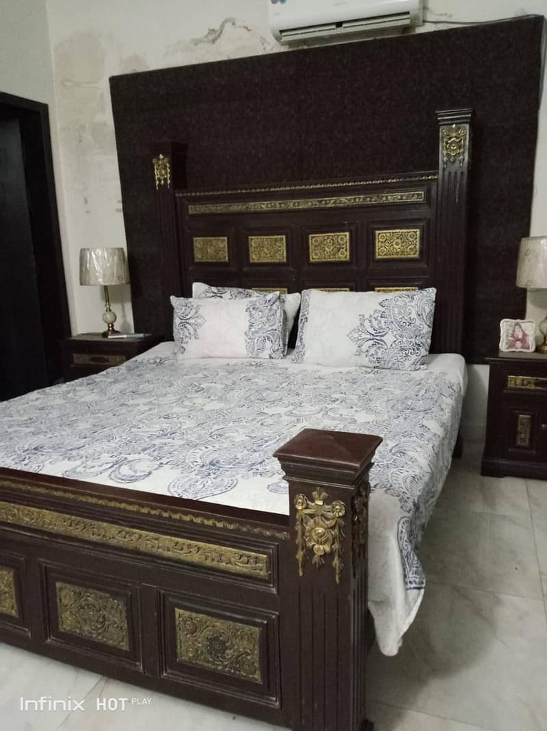 full bed set bed side tables Dressing table 0
