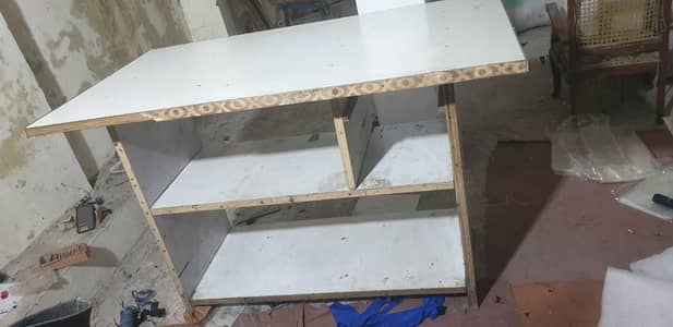 tailer cutting  table