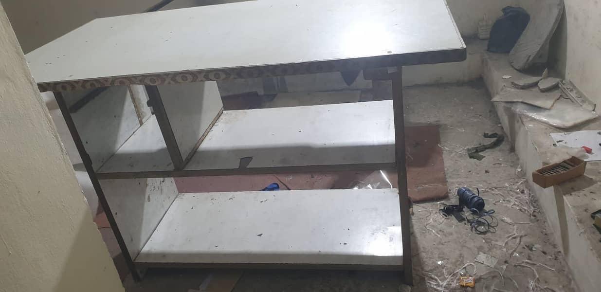 tailer cutting  table 3