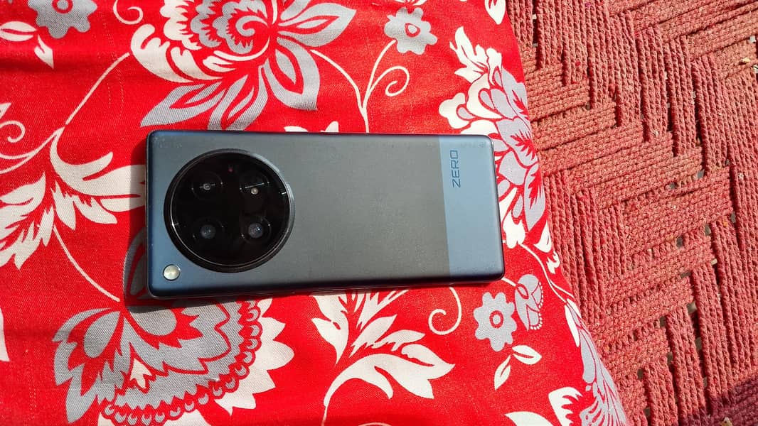 Infinix Zero 40 0