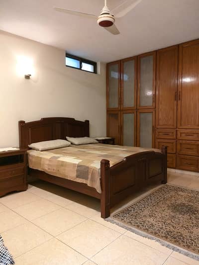 One Bed Furnished Room Attached Bath Only For Male