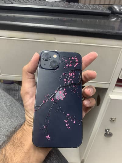 Apple iPhone 13