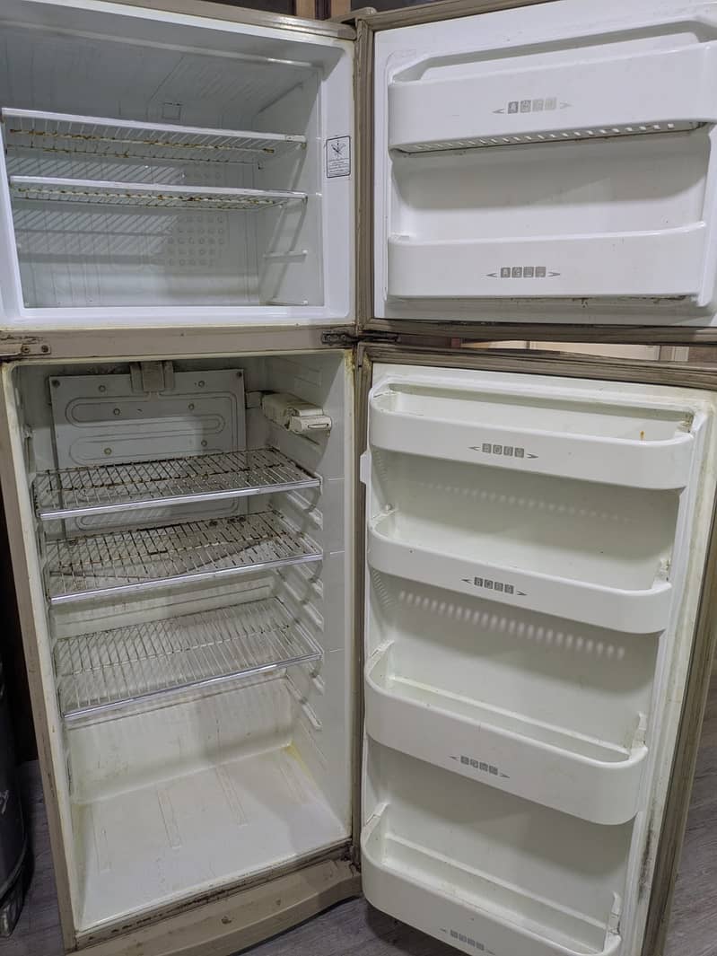 Used Fridge 0
