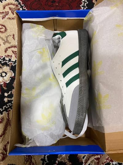 original samba shoes 42 size full new