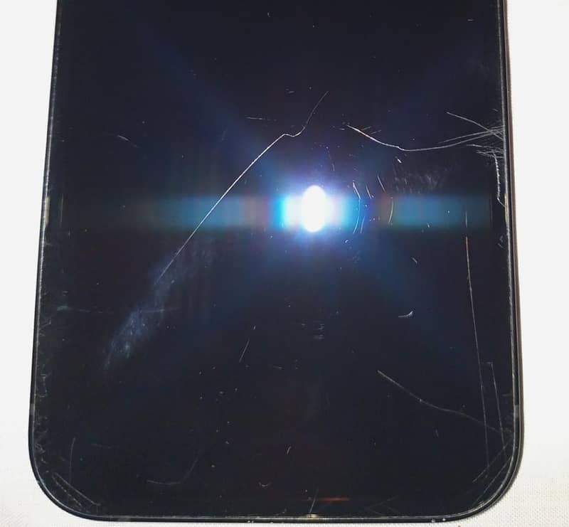 Apple iPhone 12 6