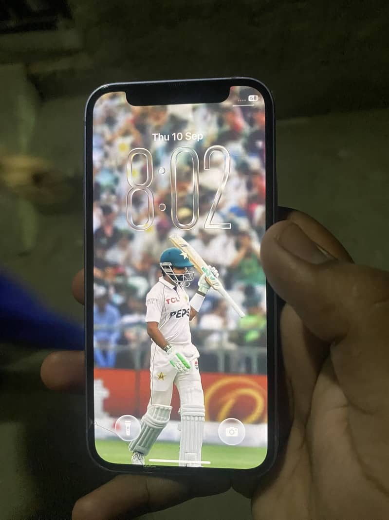 Apple iPhone 12 mini 0