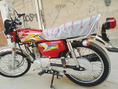 Honda cg 125 red
