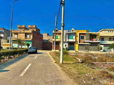 7 Marla Park Face Good Location Plot For Sale