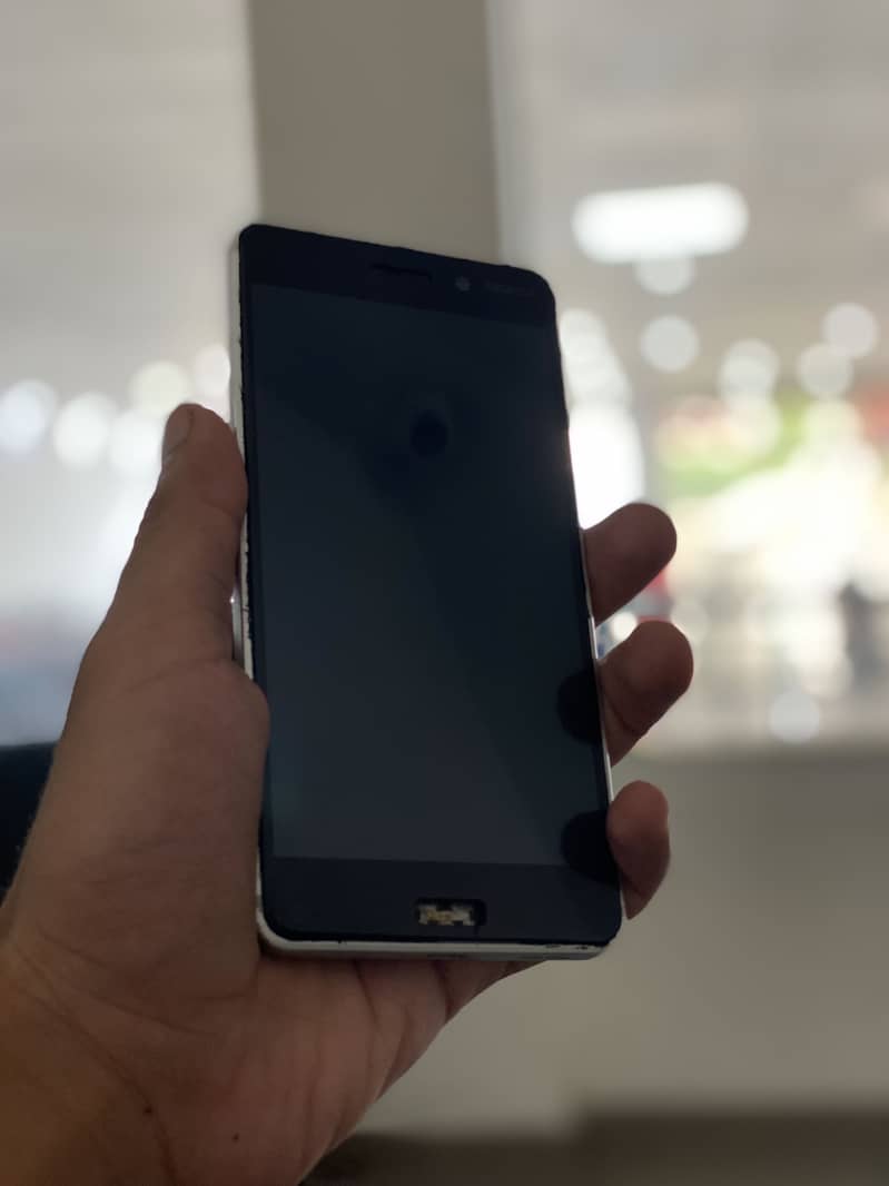 Nokia 6 0