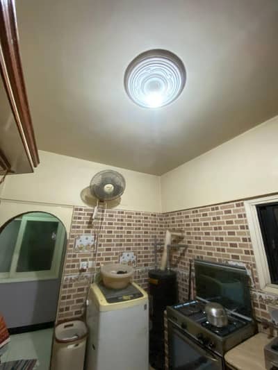 Nazimabad No 4 Rent  1100 Sq-Fts Tiled Flooring Flat
