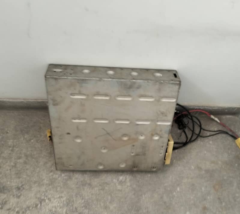 APC Ups 0
