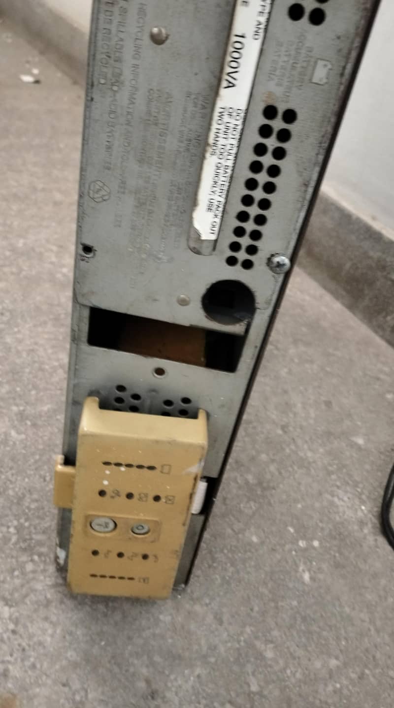 APC Ups 1