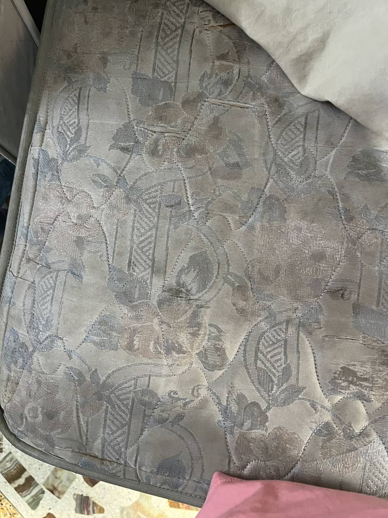 Bed for sell 0