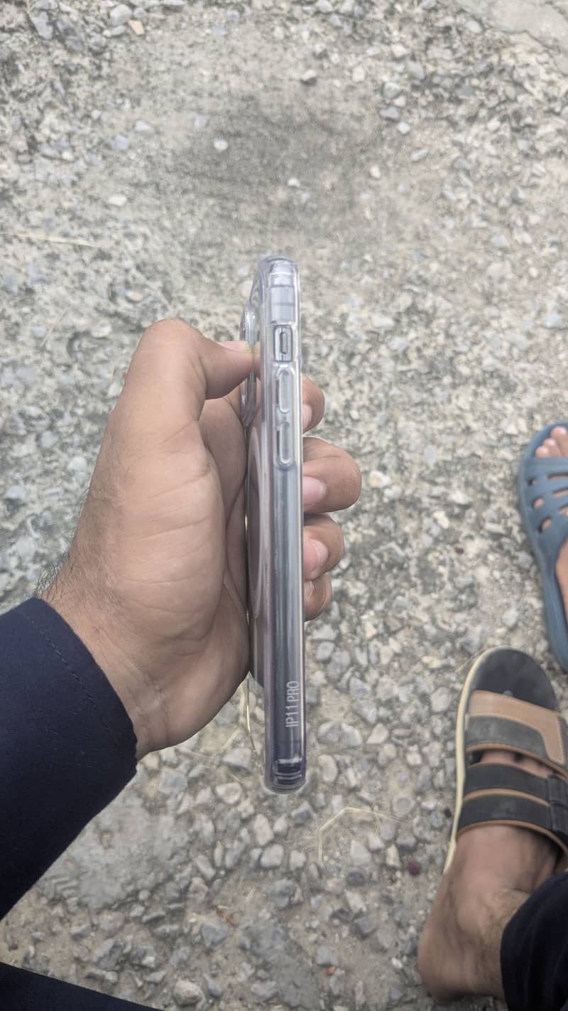 Apple iPhone 11 Pro 5