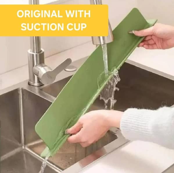 Silicone Sink Splash Guard for Kitchen and Bathroom, Anti-Spill Faucet Splash Stopper, Kitchen Sink Splash Guard, Flexible Oil-Proof Water Baffle Plate with Strong Suction Cups