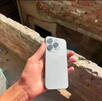 Apple iPhone 15 Pro
