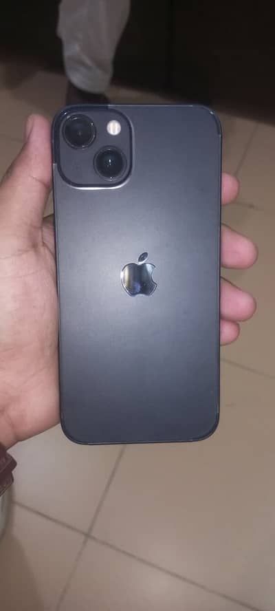 Apple iPhone 13