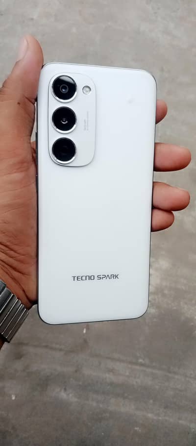 Tecno spark 40 pro plus 8+8gb 256gb