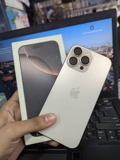 Apple iPhone 16 Pro Max