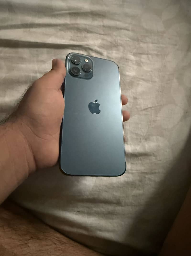 Apple iPhone 12 Pro Max 2