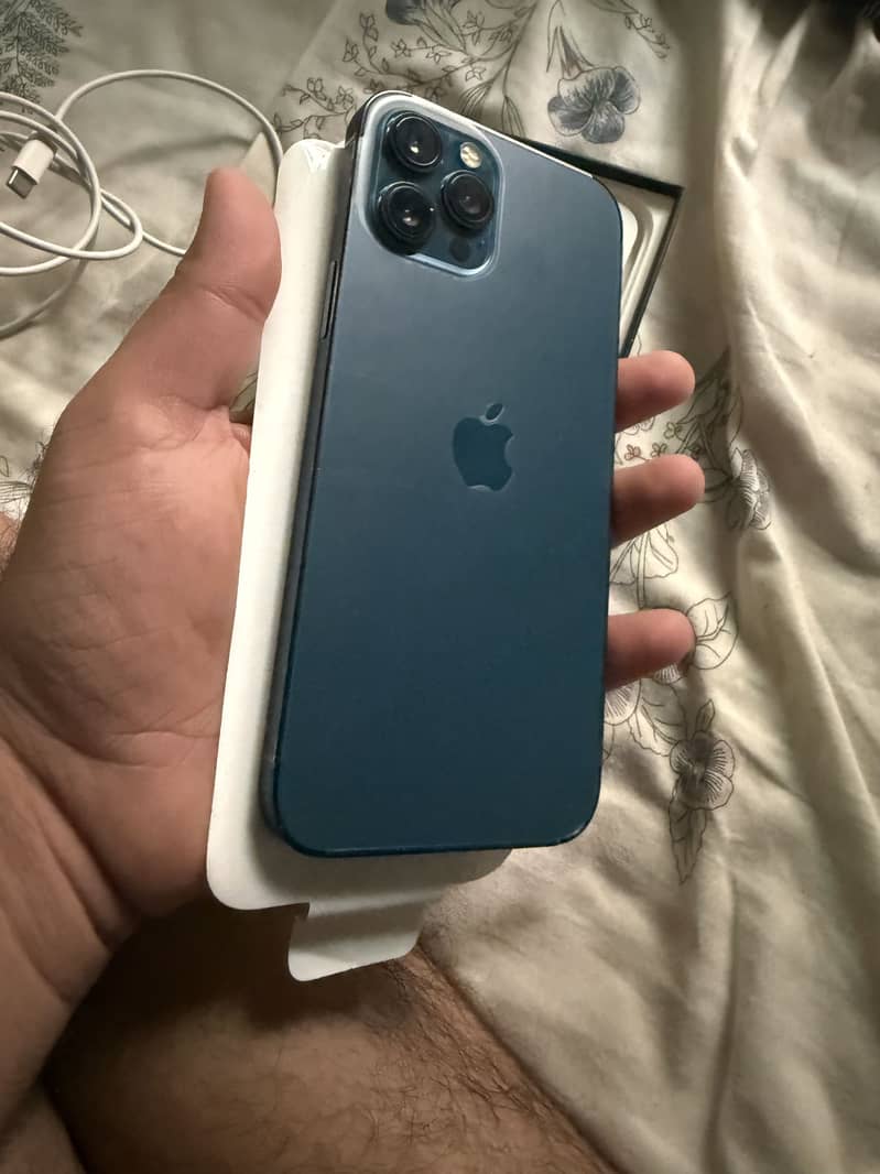 Apple iPhone 12 Pro Max 3
