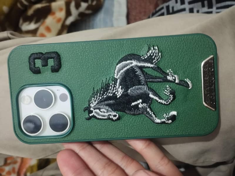 iPhone 15 pro 3