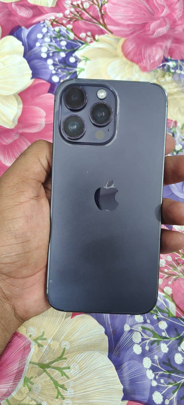iPhone 14 Pro Max 1