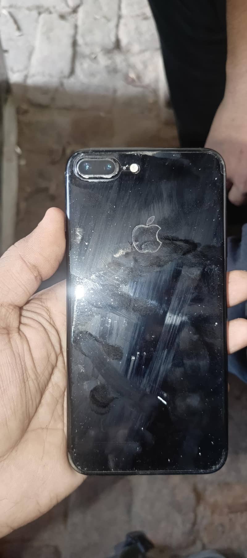Apple iPhone 7 Plus 2