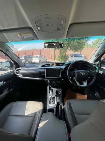Toyota revo