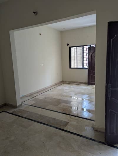 2 bed dd portion of Rent  West Open with Roof