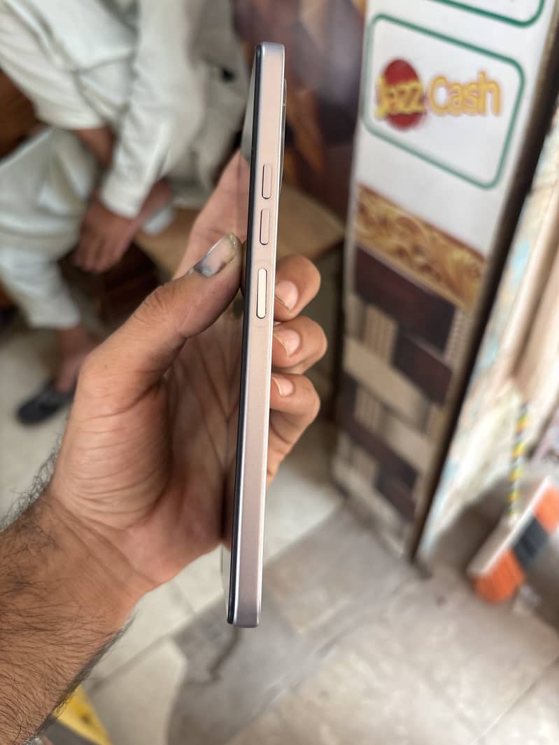 Tecno Spark Go 2