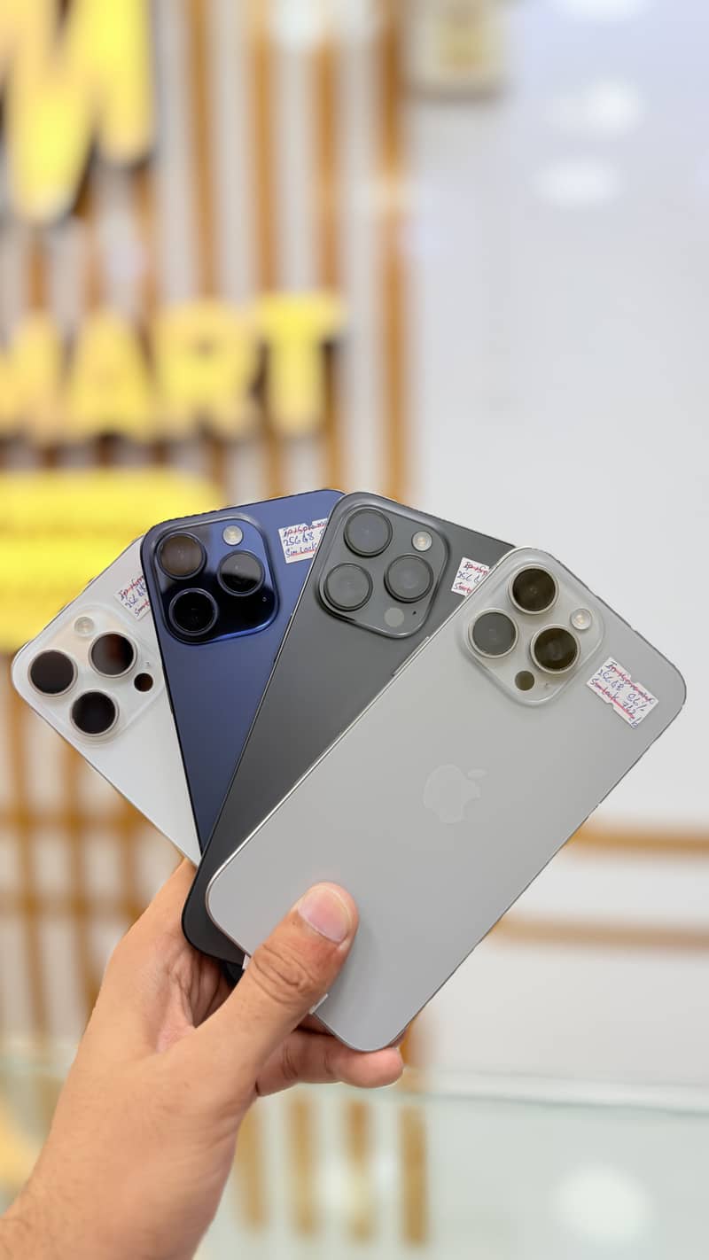 Apple iPhone 15 Pro Max 0