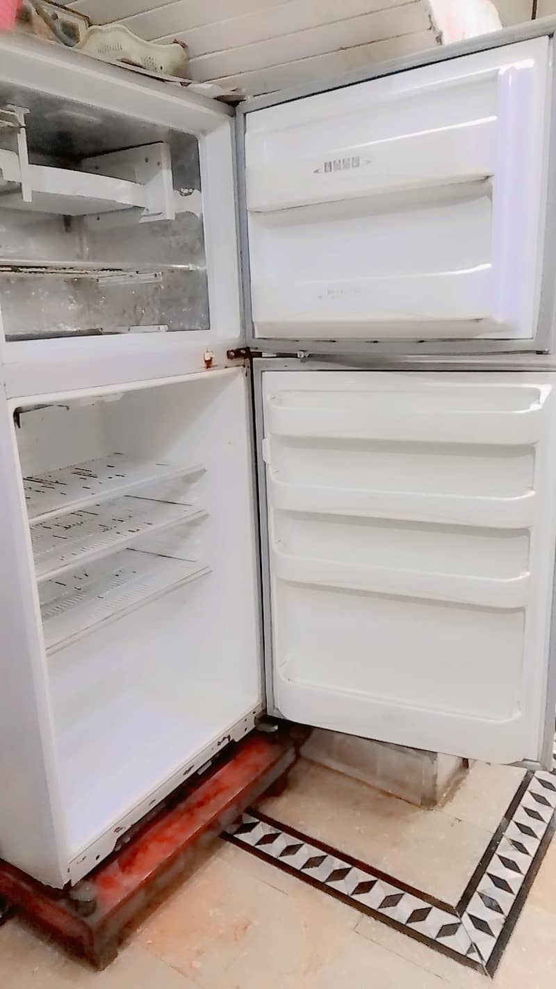 Refrigerator 5