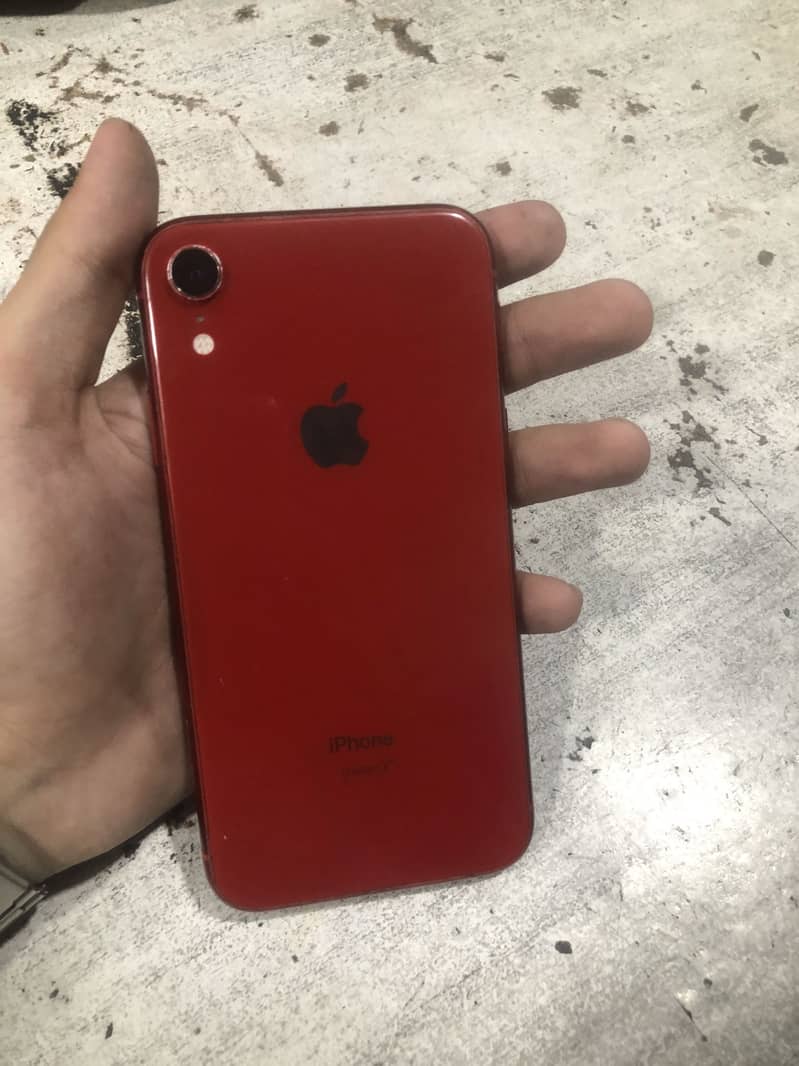 Apple iPhone XR 1