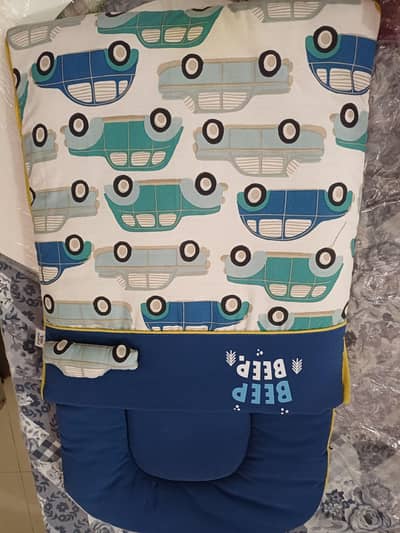 carry nest / sleeping bag